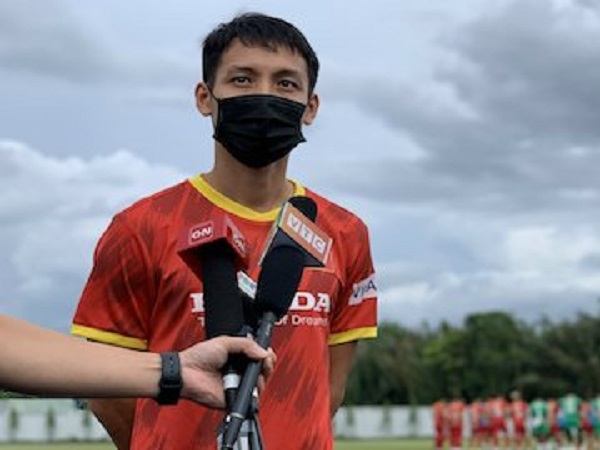 Tin bóng đá trong nước 21/9: Hùng Dũng nhận tin buồn trước trận gặp Singapore