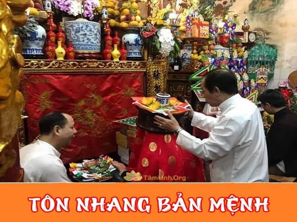 Bát hương bản mệnh là gì?