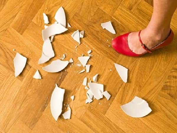 Tránh làm vỡ đồ đạc khi chuyển đến nhà mới