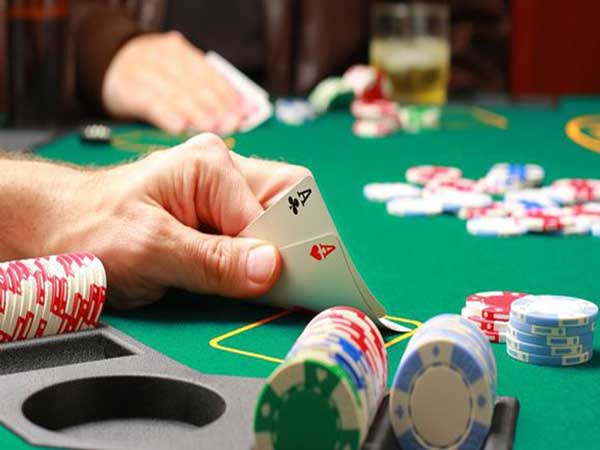 Vì sao cần phải hiểu rõ các thuật ngữ trong Poker