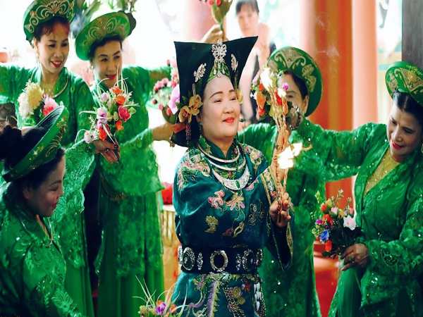 Căn cô đôi thượng ngàn là gì